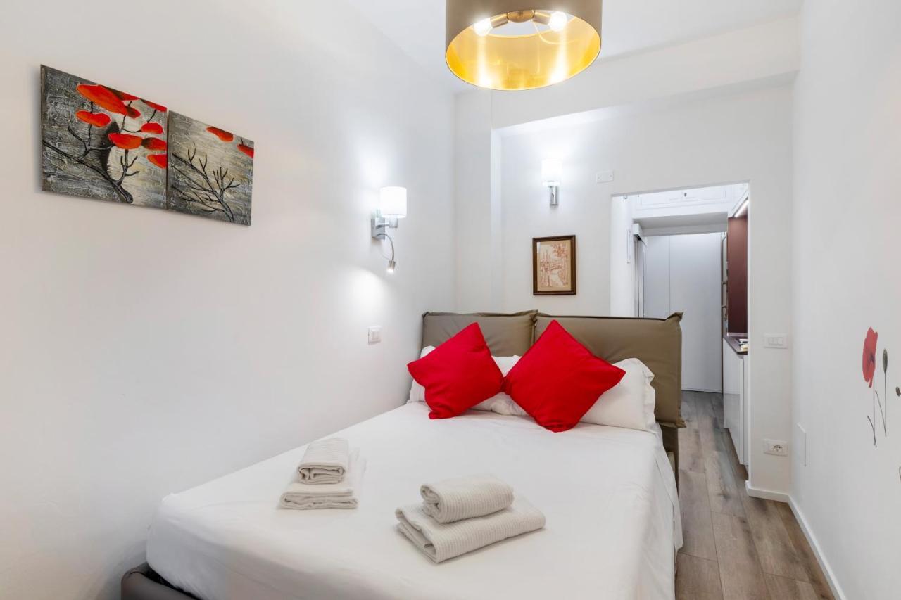 Room Fiore - Ponte Vecchio Mini Studio Florence Luaran gambar